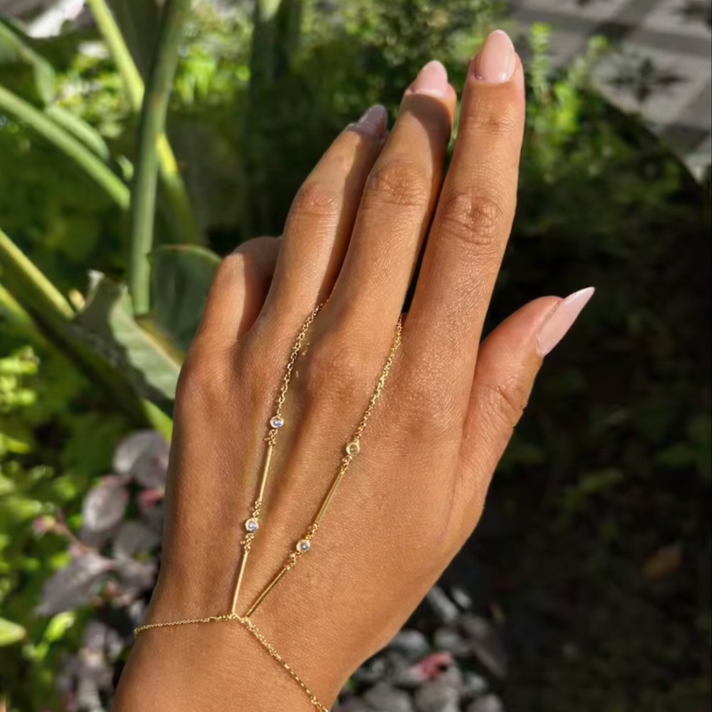 Linked Light – Hand chain