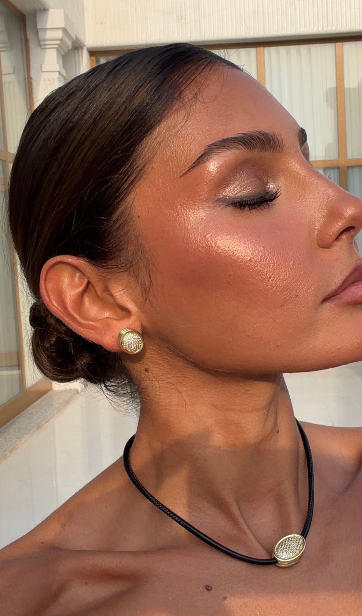 Ostra Choker + Earrings – Gold / Black
